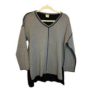 Dolcezza Blouse Women's Size Medium Sweater Stripes‎ Black Gray